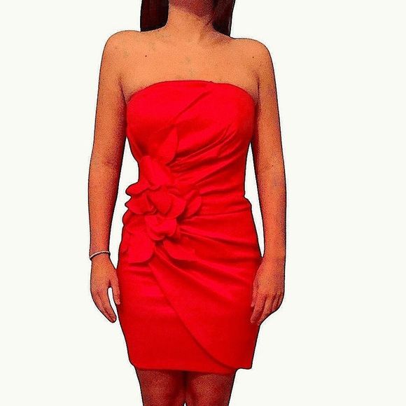 CACHE Red Strapless Ruched Pleated Flower Appliqué Detail Cocktail Mini Dress - Picture 8 of 12